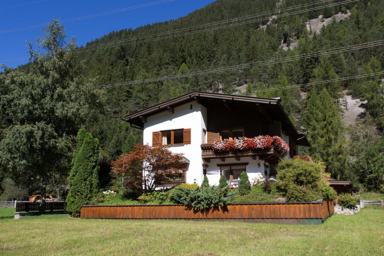 Landhaus Zauser Sankt Anton am Arlberg Buitenkant foto